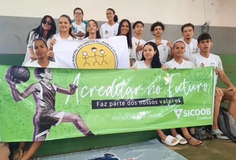BASQUETEBOL: Atletas de Vilhena ficam em 2° lugar na Copa Estadual Escolar