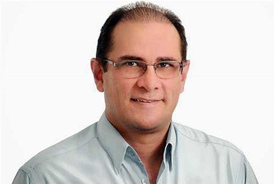 DEUS, PATRIA, FAMILIA E POLITICOS OPORTUNISTAS!