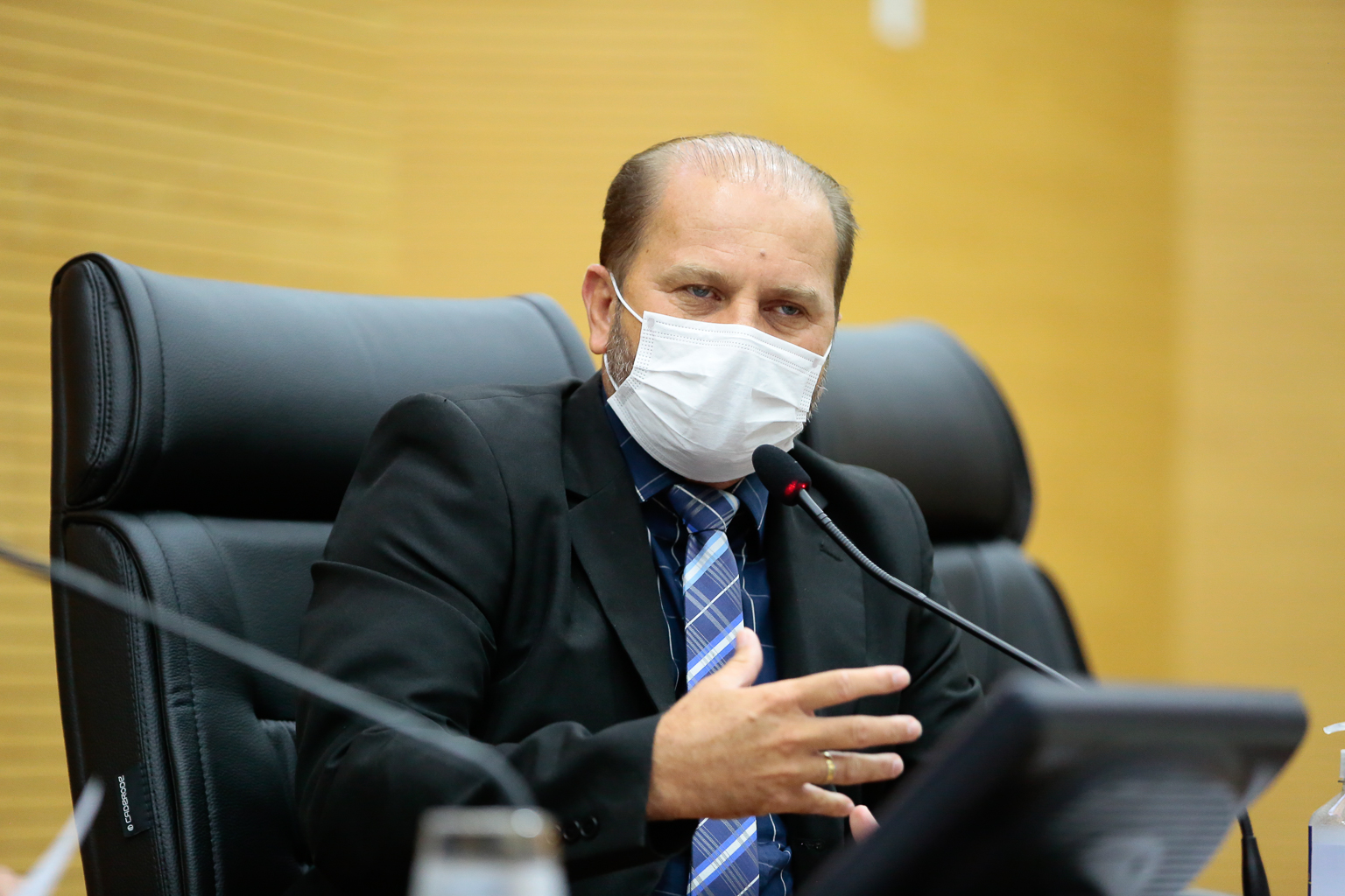 SETOR PRODUTIVO: Deputado Cirone Deiró defende criadores de aves poedeiras de Rondônia