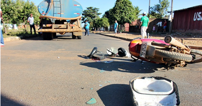 
Jovem de 25 anos morre atropelada por caminhão pipa