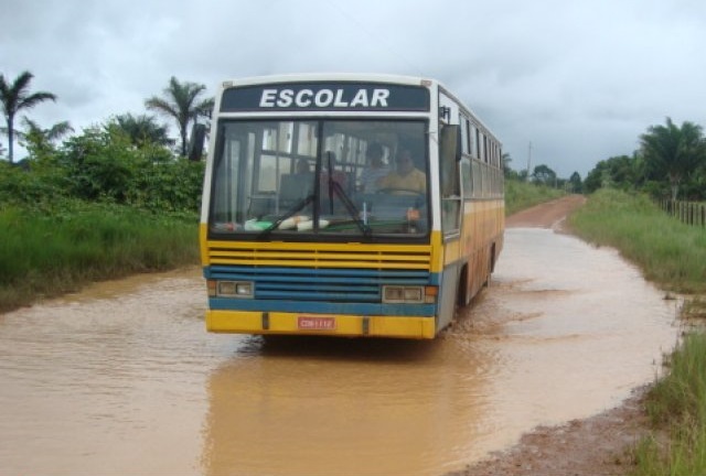 Nota de esclarecimento sobre o transporte escolar