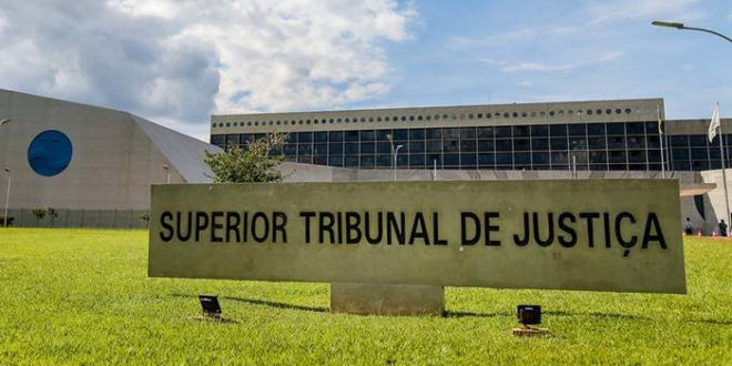 Município terá de custear internação de adolescente em clínica para dependentes