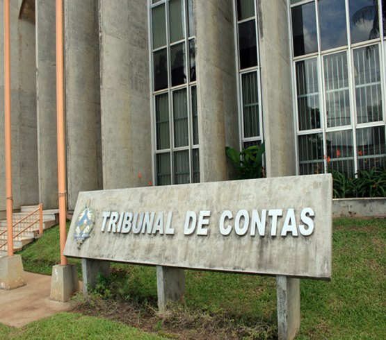 TCE responde consulta sobre subsídio e pagamento de licença-prêmio a servidores