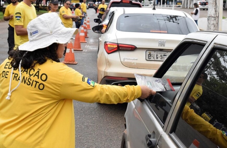 'OPERAÇÃO RODOVIA': Detran realiza ação educativa em parceria com a PRF