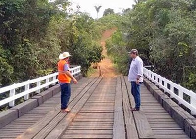 Ezequiel supervisiona ponte sobre o Rio Belém em Machadinho