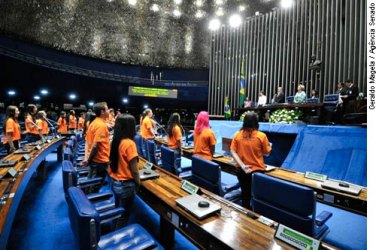 Brasil tem 27 novos “jovens senadores” 