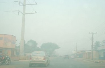 QUEIMADAS - Porto Velho amanhece com pouca visibilidade por causa do excesso de fumaça