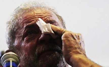 R$ 52 milhões de Lula ganhos em palestras estão sendo investigados 