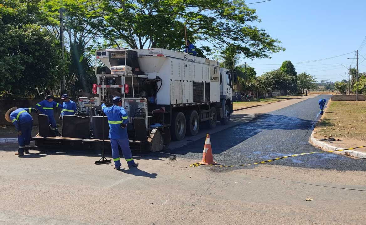 EM CABIXI: Recurso destinado pelo deputado Ezequiel Neiva garante recapeamento de ruas