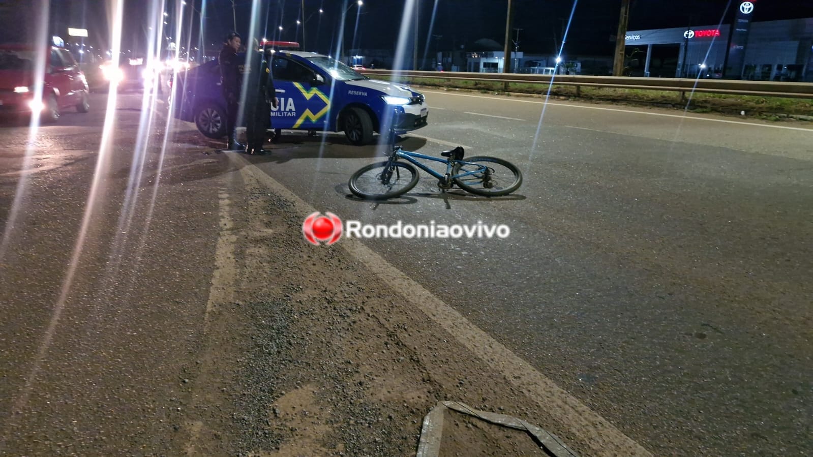 URGENTE: Ciclista fica com grave ferimento na cabeça em acidente na BR-364 