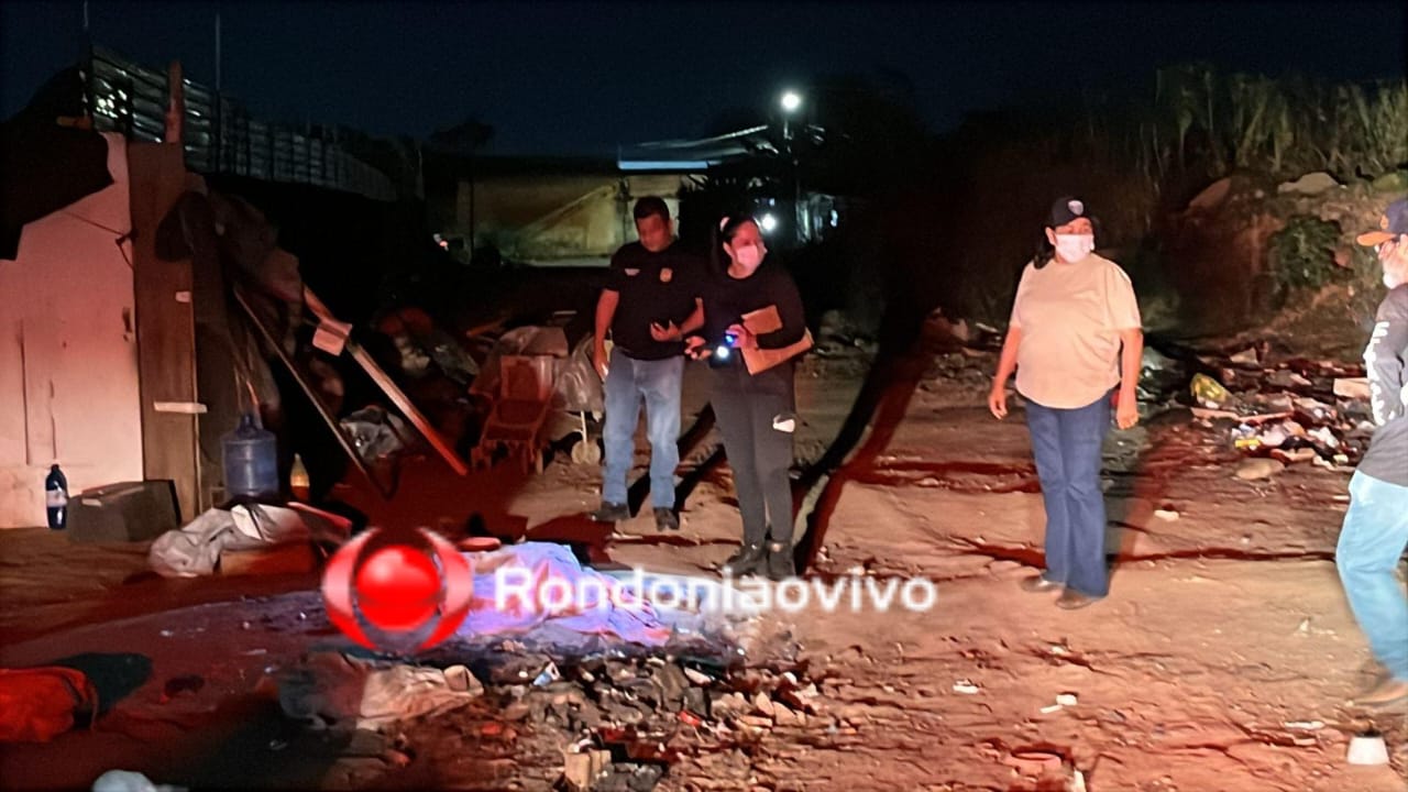 IDENTIFICADOS: Criminoso em moto Biz executa mulher e deixa marido baleado