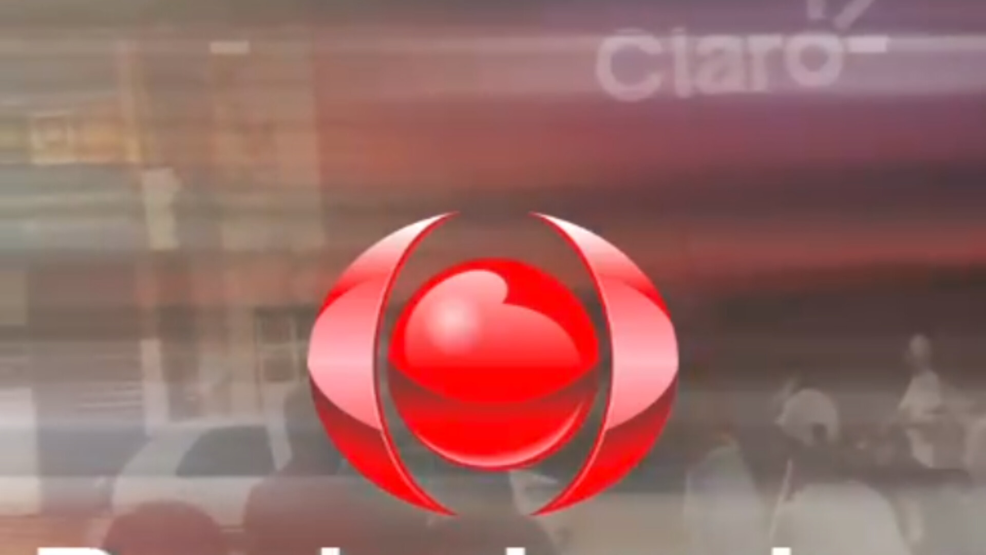 ASSISTA: Ladrões roubam vários celulares na loja da Claro após confusão em boate