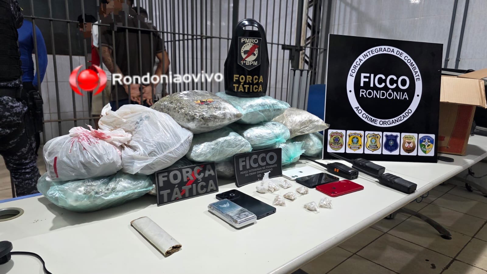 TRÁFICO: FICCO e PM prendem quadrilha com 10 quilos de skunk durante operação 