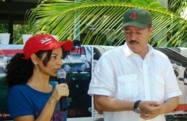 ELEIÇÕES 2012 - Epifania Barbosa e Roberto Sobrinho fazem campanha no interior do estado, oito munícipios foram visitados 