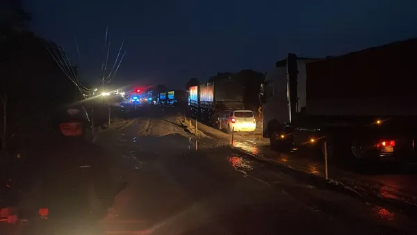 BR-364: Acidente deixa pista totalmente interrompida no sentido Vilhena
