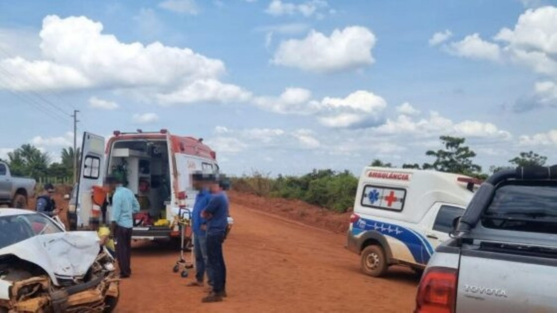 COLISÃO FRONTAL: Pastor da Igreja Assembleia de Deus morre em grave acidente envolvendo Corsa e Hilux