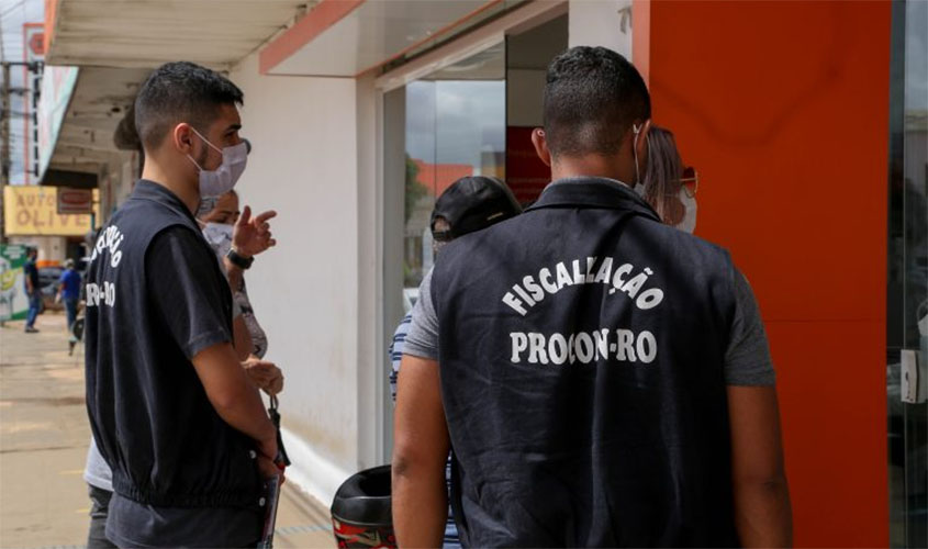 MEDIDA: Procon fecha lojas que não obedecem isolamento na Avenida Jatuarana