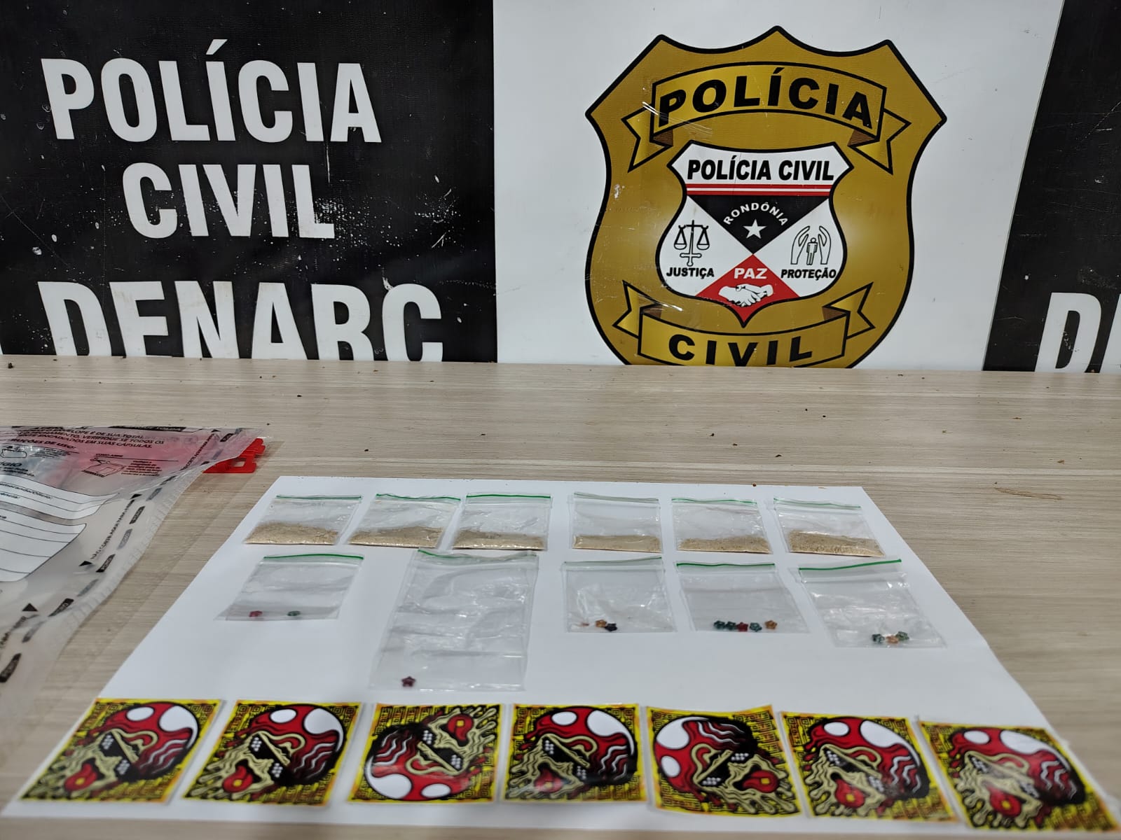 NO CENTRO: Denarc prende acusado de vende drogas sintéticas em festas na capital