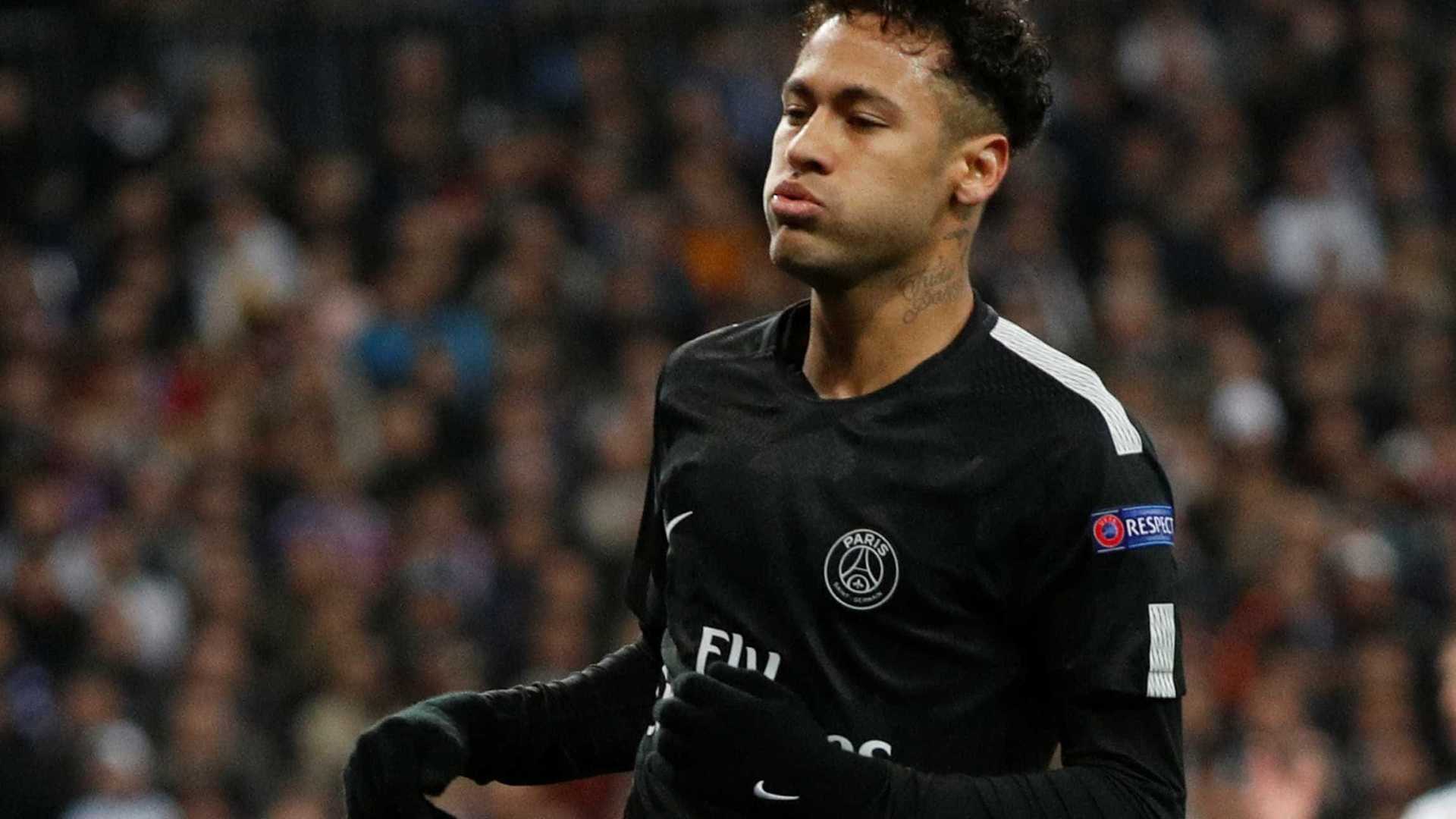 Pais de Neymar são acusados de sonegar impostos