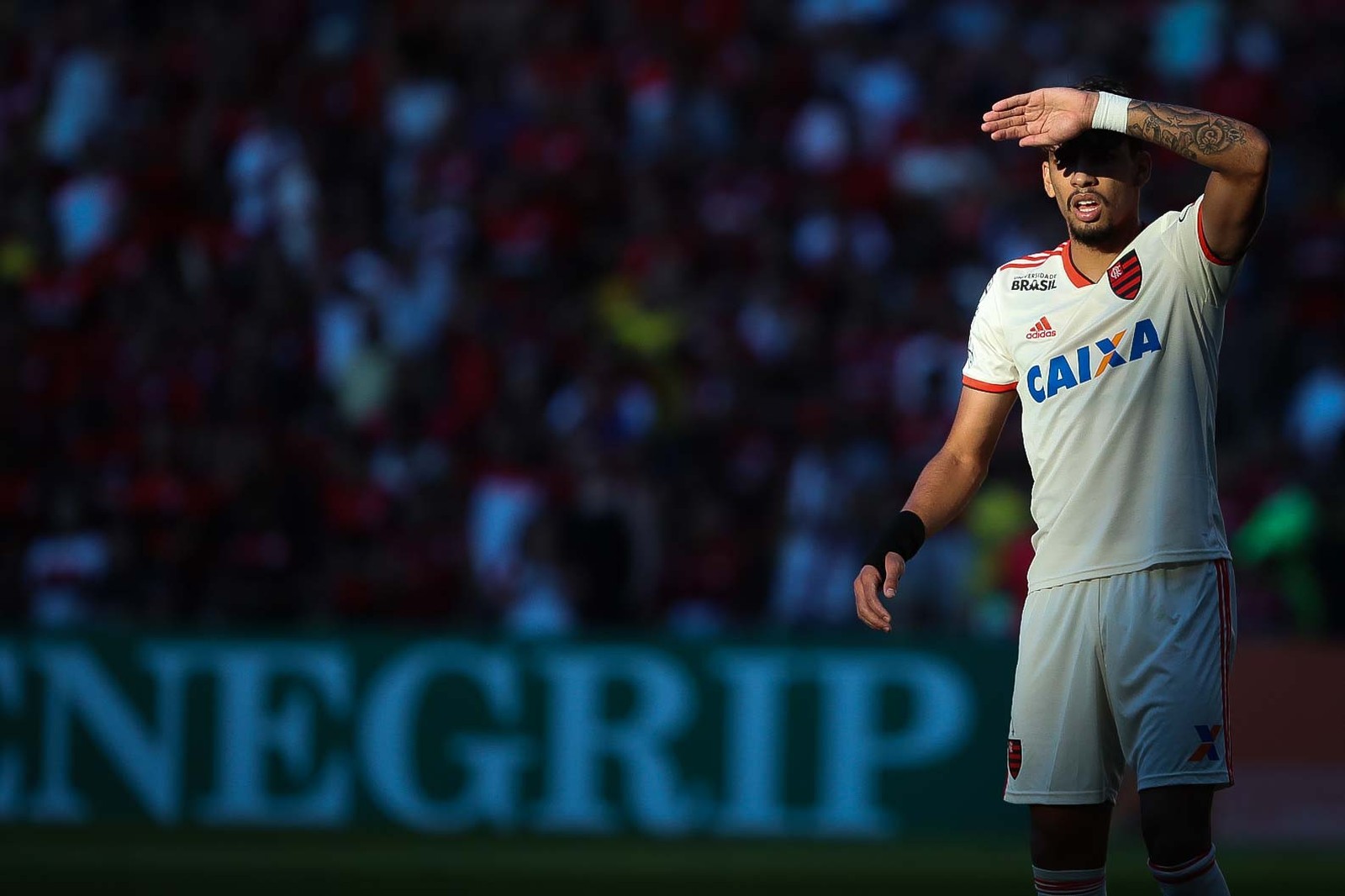 Todos os olhos voltados para Paquetá: o futuro do camisa 11 do Fla está em jogo