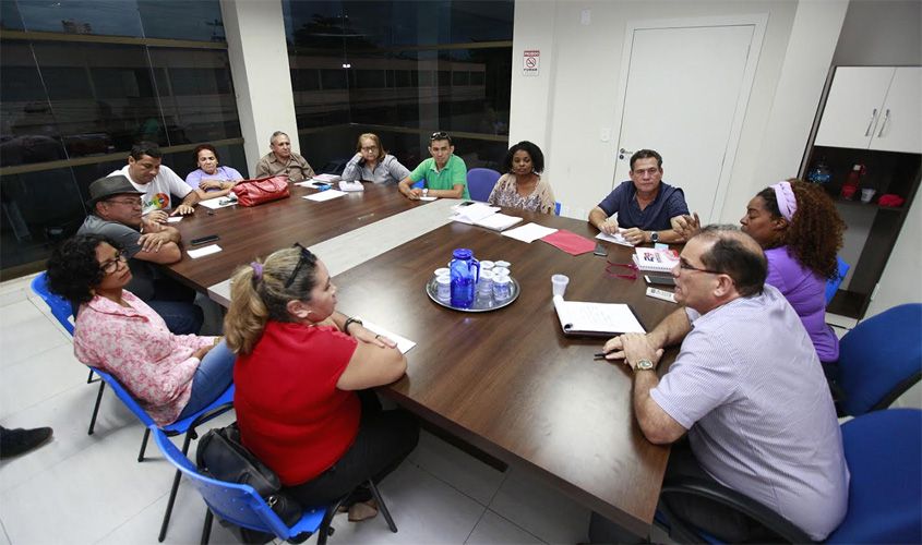 Chefe da Casa Civil e Vice-Governador procuram o Sintero para discutir a greve