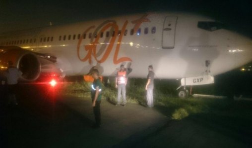 Avião da Gol derrapa na pista e aeroporto Santos Dumont, no Rio, é fechado