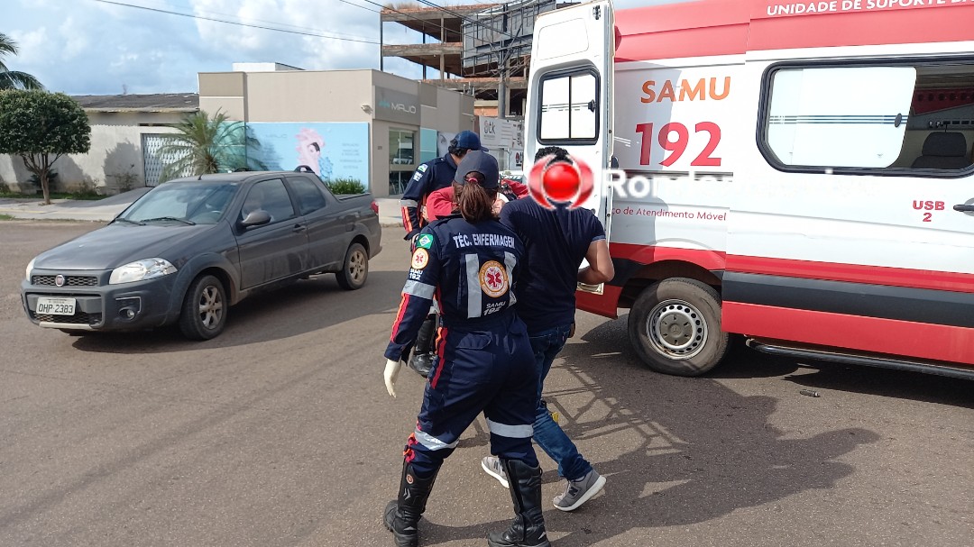 ATENTADO: Dupla pede água na porta de casa e tenta matar jovem a tiros