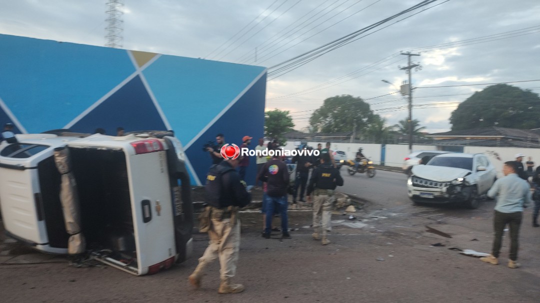 VÍDEO: Bandido com caminhonete roubada se envolve em grave acidente