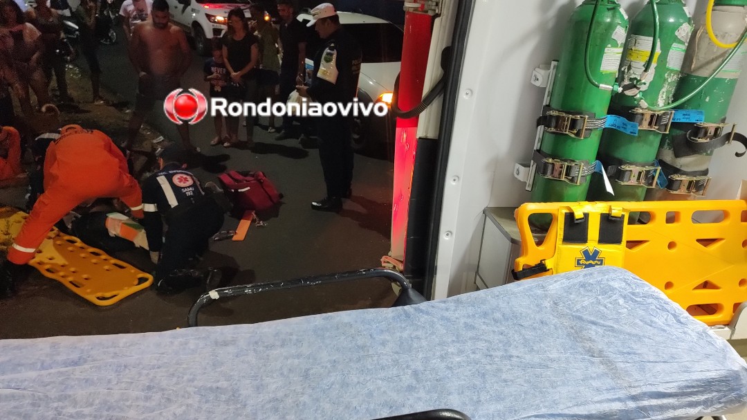 URGENTE: Motociclista vai parar em bueiro após grave acidente