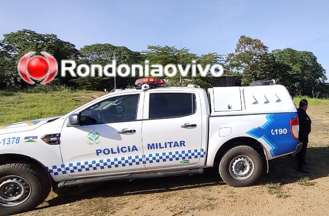 À QUEIMA-ROUPA: Homem executado com tiro no ouvido é encontrado no meio da rua