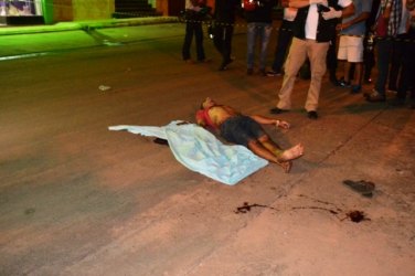 VILHENA - Jovem é morto a golpes de canivete em via pública 