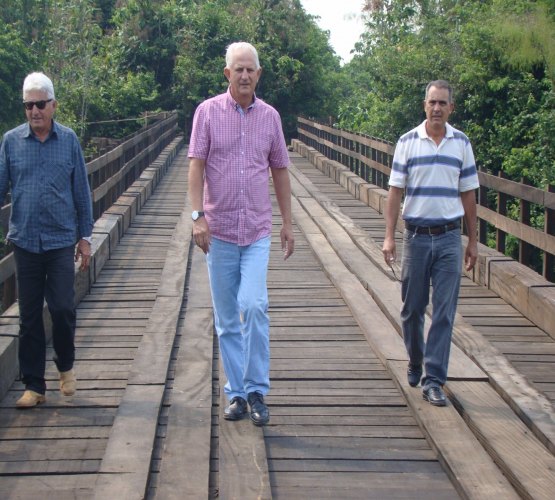 Deputado Airton acompanha construção de pontes