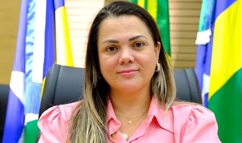 CLÁUDIA DE JESUS: Deputada solicita recuperação da RO-479 que liga distrito de Estrela à BR-364