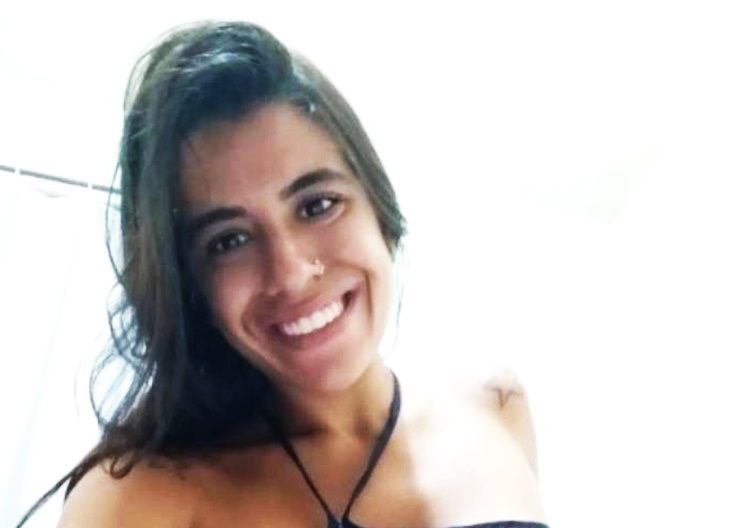 LUTAVA PELA VIDA: Atriz pornô morre após ser esfaqueada e ficar quatro meses internada