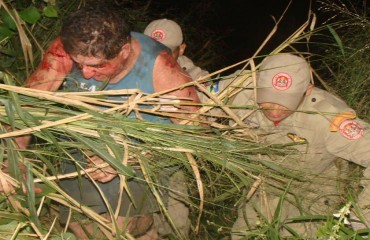 JARU - Carreteiro nasce de novo após grave acidente - Fotos