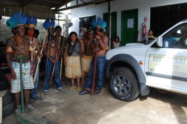 Indígenas invadem Funasa e cobram melhorias na saúde em Vilhena