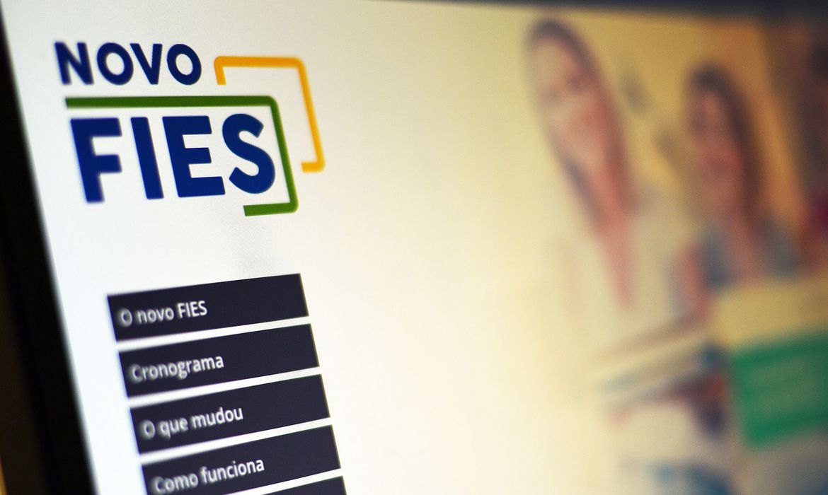 FIES: Candidatos já podem acessar resultados no portal do programa