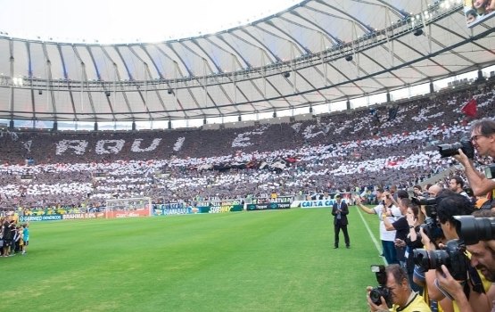 Vasco tenta evitar vexame histórico e salvar acesso diante do Ceará