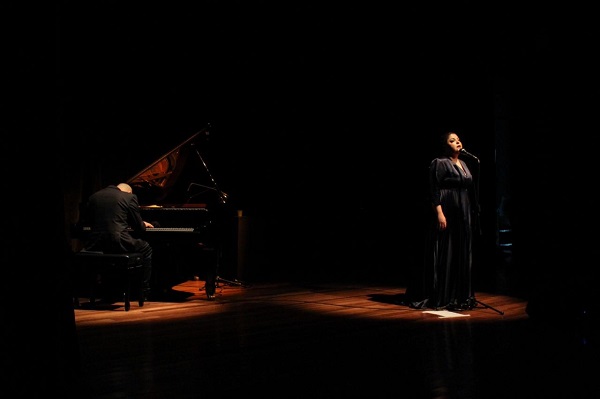 CERIMÔNIA: Teatro Guaporé sedia a abertura do 4º Festival Unir de Arte e Cultura