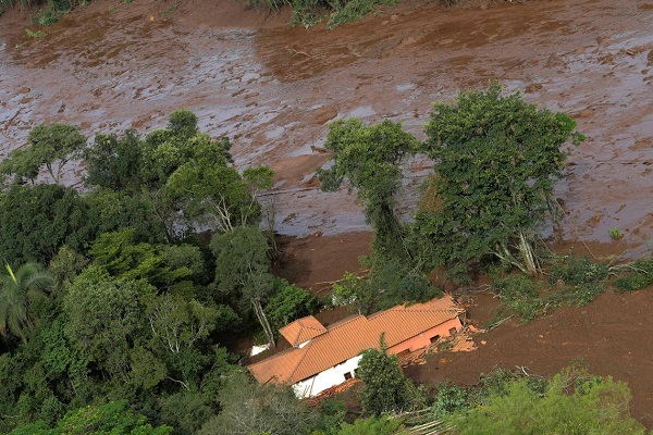 TRAGÉDIA: Chega a nove número de mortos pelo rompimento de barragem em Brumadinho