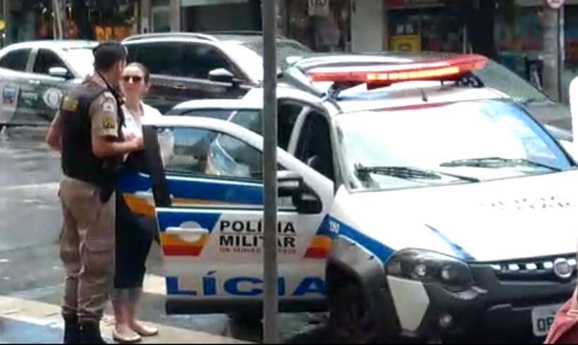 RACISMO: Mulher que cometeu injúria racial contra taxista não vai ter direito a fiança