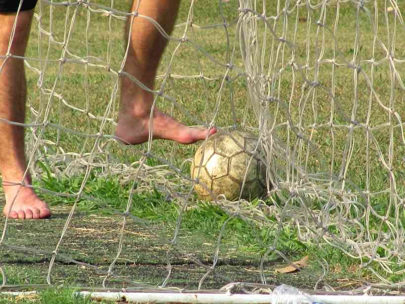 FORAGIDO: Treinador é procurado pela polícia, suspeito de estuprar garoto de 14 anos