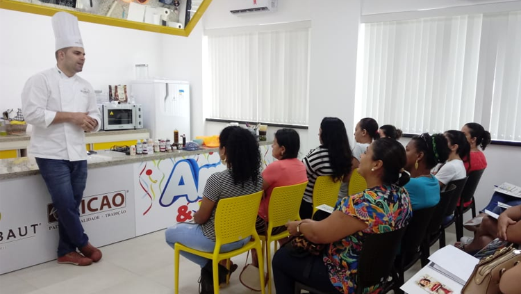 Arte & Festa inaugura centro técnico para cursos de confeitaria