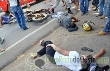 OURO PRETO - Acidente em avenida movimentada deixa três pessoas feridas