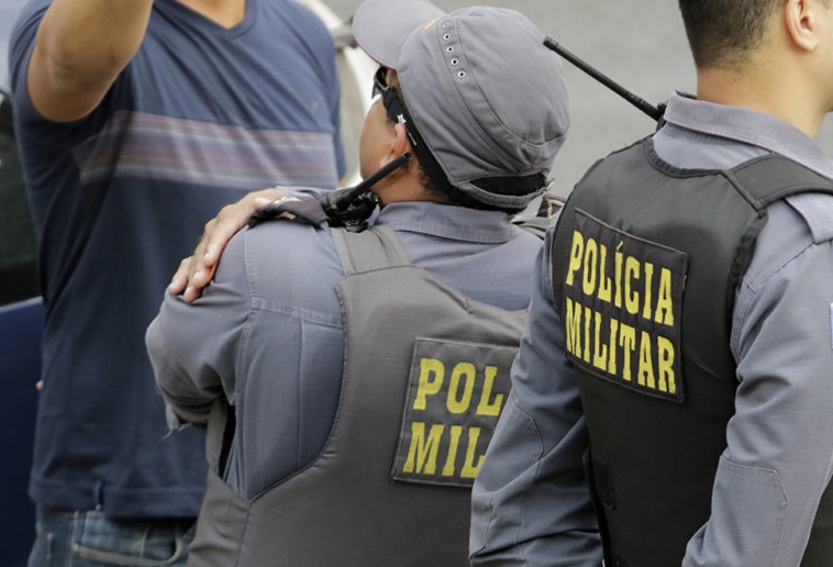 ATREVIMENTO: Detido por arrastão, trio diz que fez o assalto sem arma, “só na coragem”