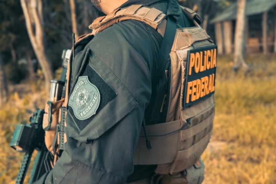 CRONOS SPECUS: Grupo criminoso acusado de fraude de meio milhão em financiamento é alvo da PF