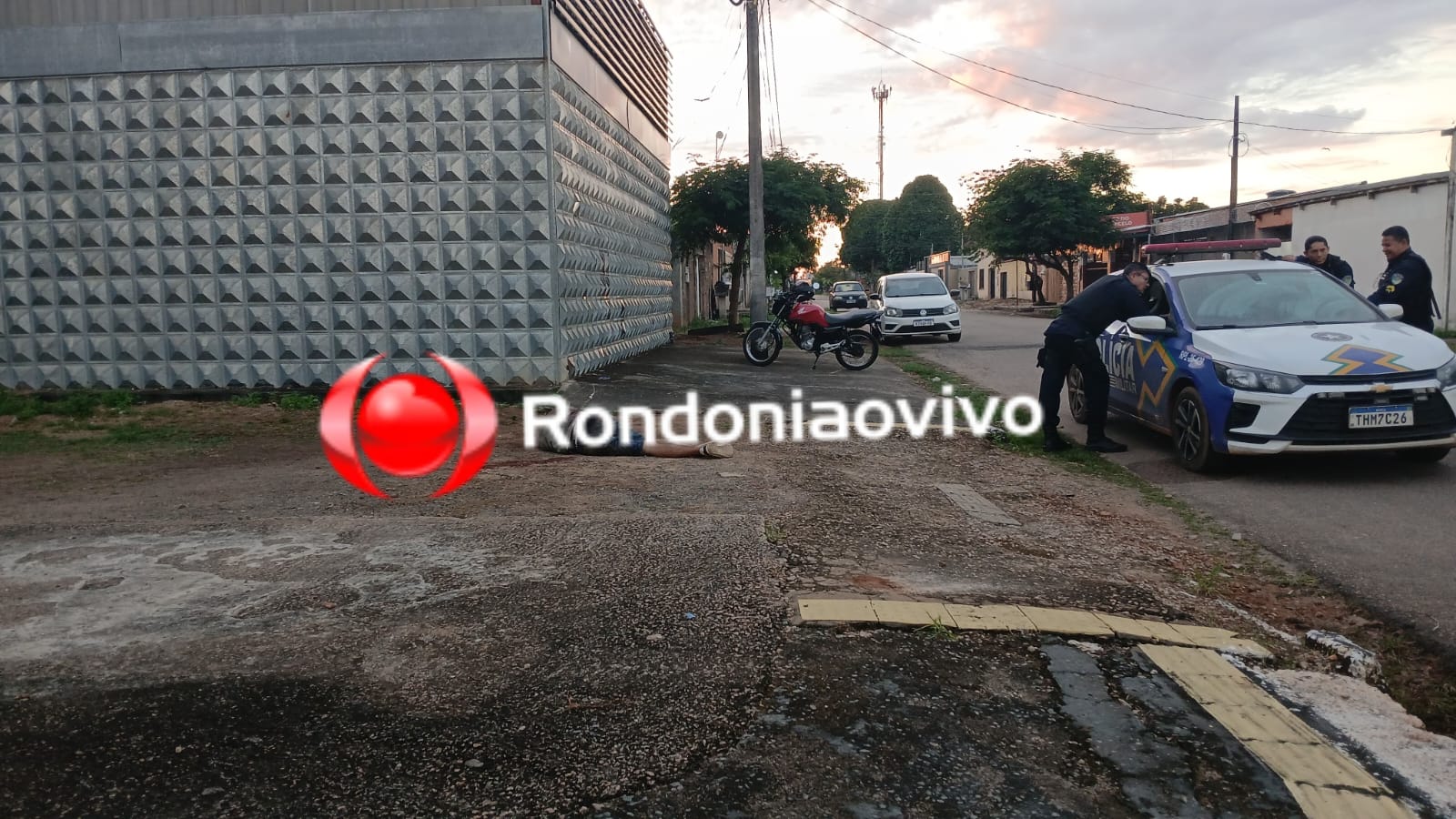 URGENTE: Homem mata o cunhado após briga e se entrega à polícia na zona Leste