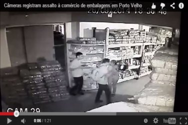 Polícia procura assaltantes que barbarizaram em comércio no centro da Capital - VÍDEO