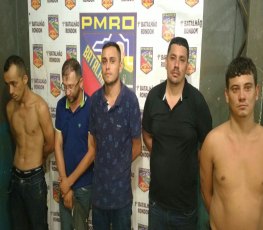 NA COCA - Quadrilha é presa após roubar arma e colete de vigilantes