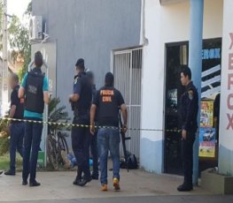 Após assalto a agência dos Correios, um bandido é morto e outro é baleado